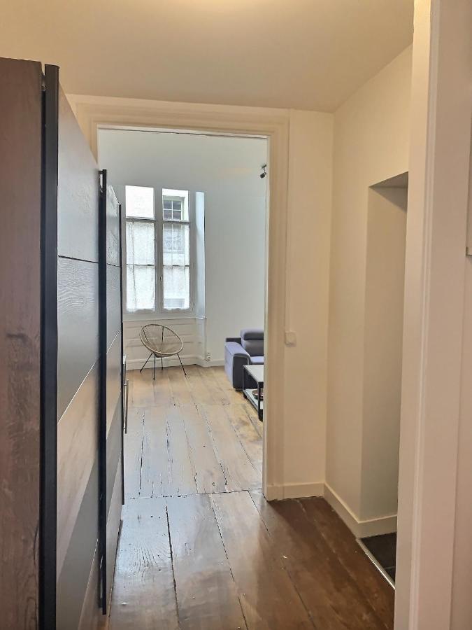 Apartamento Wonderhost, Superbes Volumes Et Charme De L'Ancien Pau Exterior foto