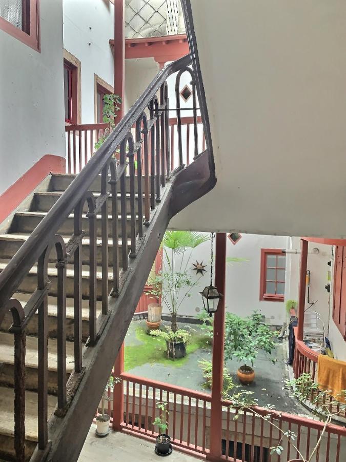 Apartamento Wonderhost, Superbes Volumes Et Charme De L'Ancien Pau Exterior foto